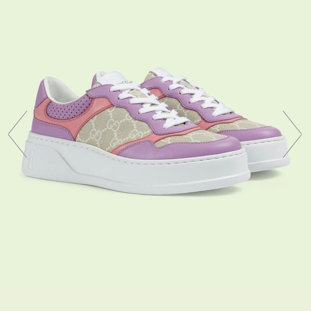 Brand new gucci sneakers never worn cut to small